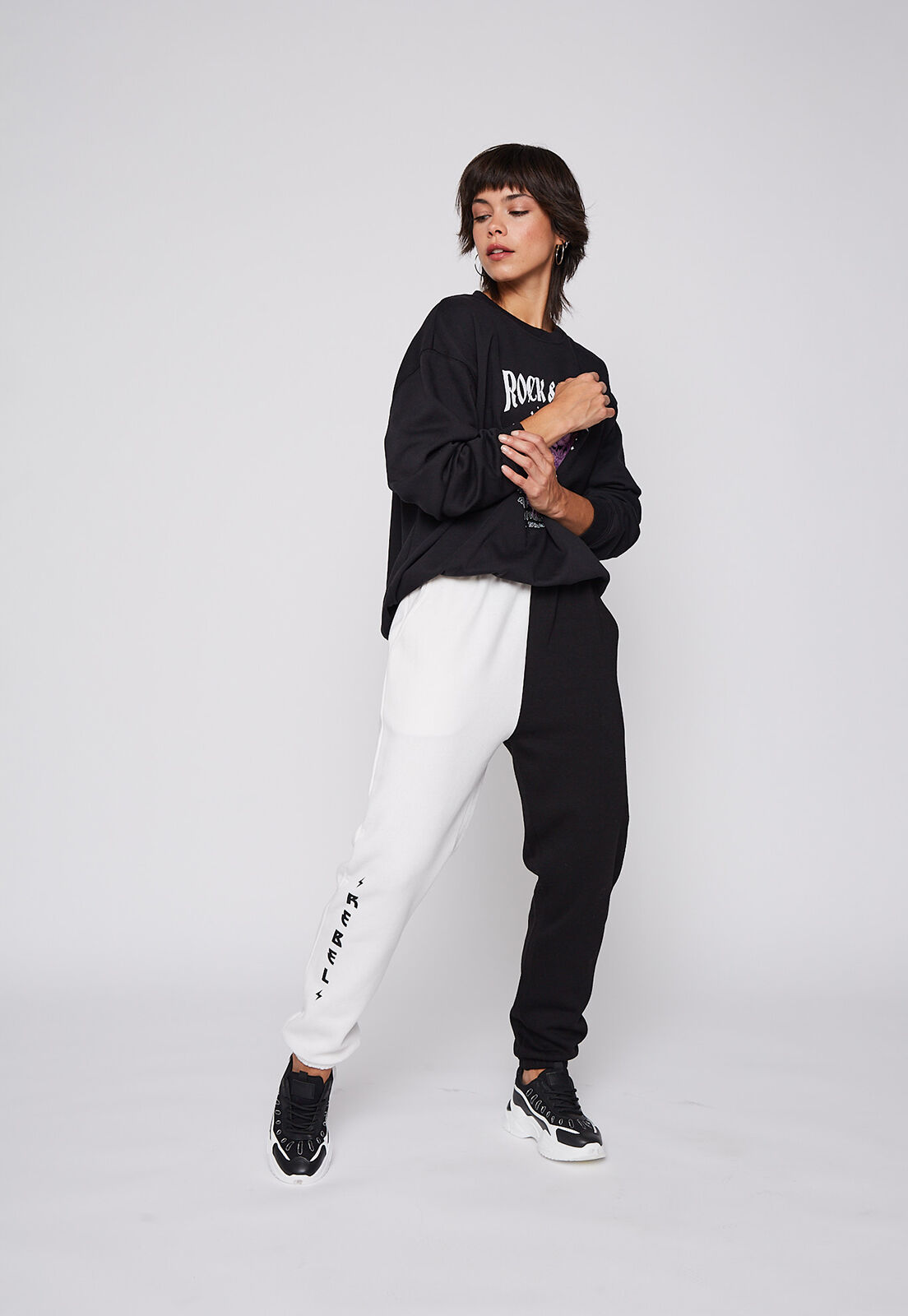 Buzo bicolor blanco y negro store